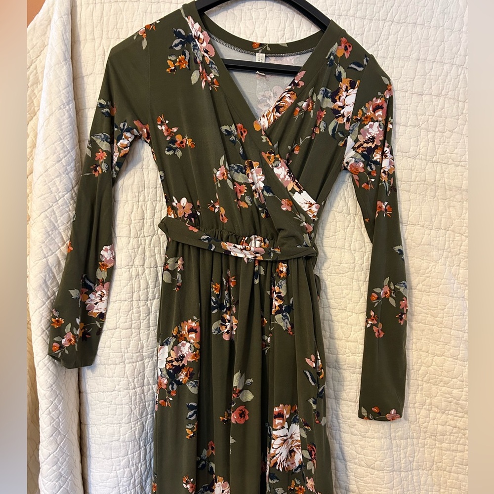 Urban Flamingo Women’s Small Floral Dress